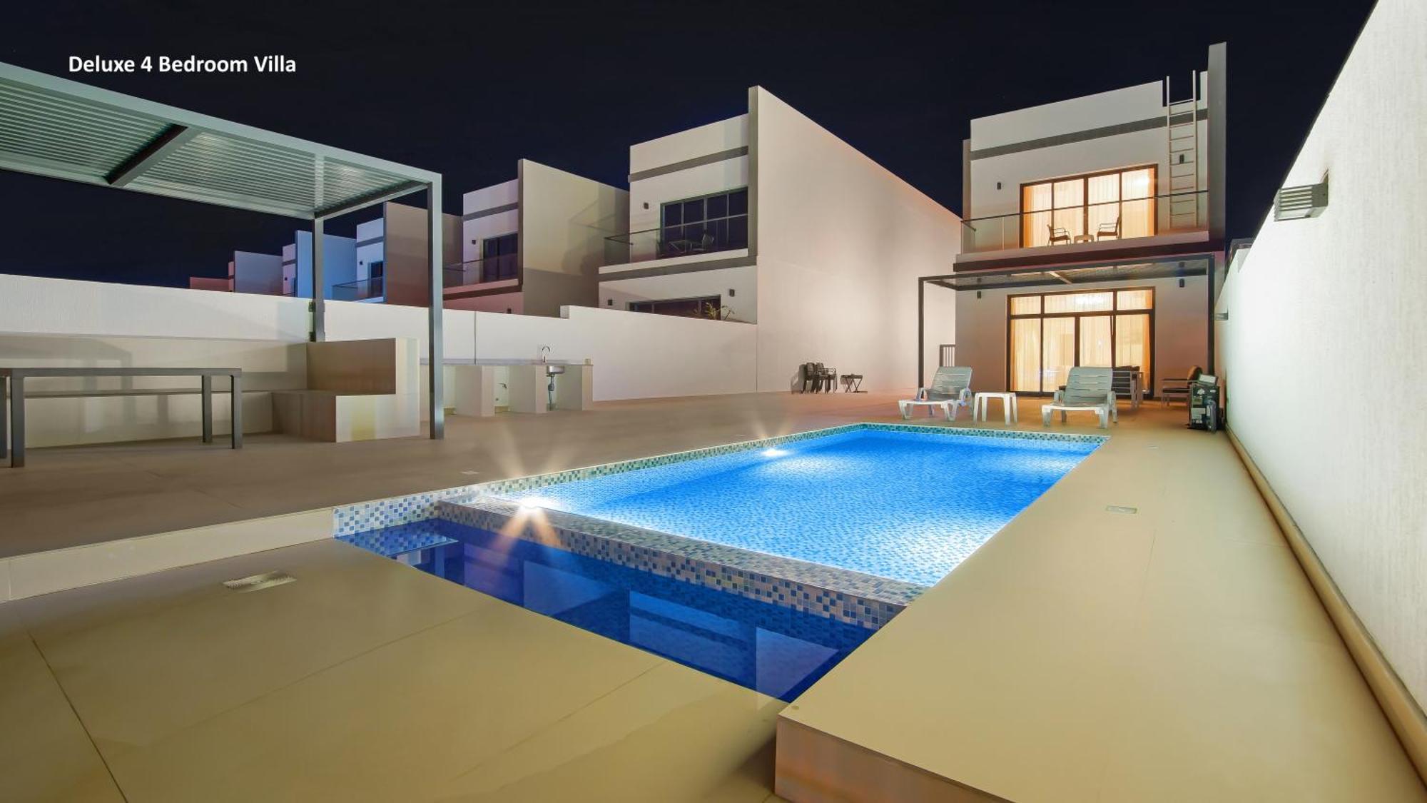 Al Dana Paradise Luxury Palm Sea View Villa
