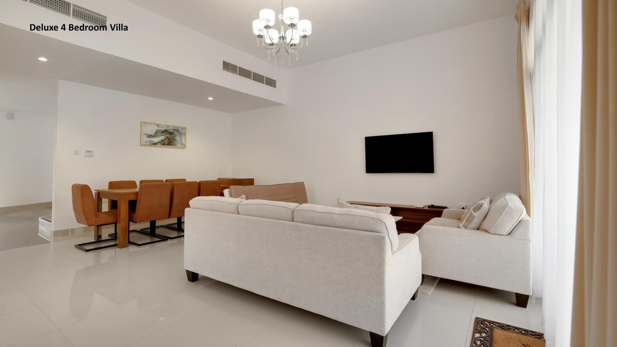 Al Dana Paradise Luxury Palm Sea View Villa *