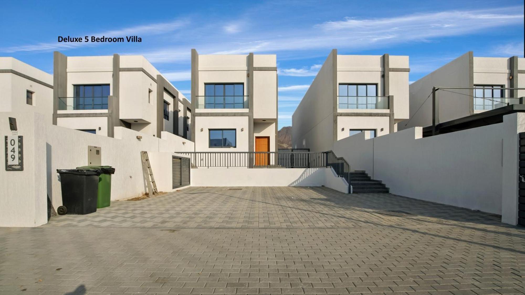 Al Dana Paradise Luxury Palm Sea View Fujairah