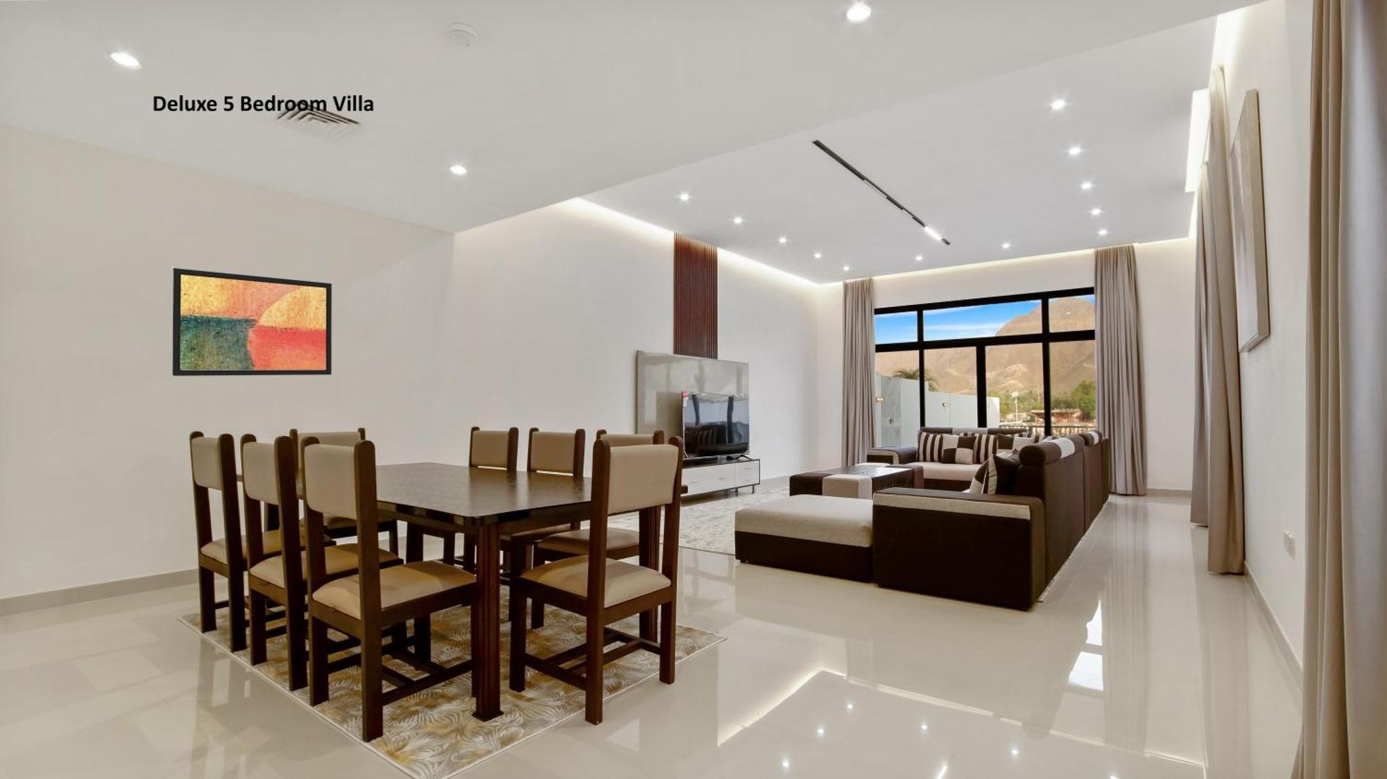 Al Dana Paradise Luxury Palm Sea View *