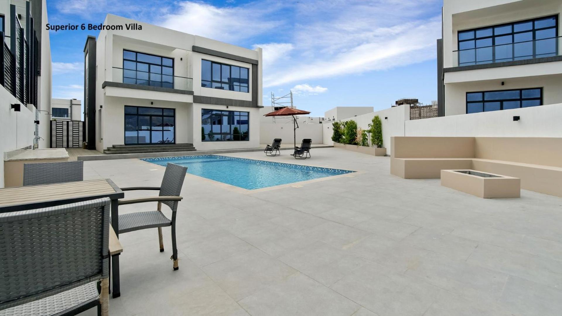 Al Dana Paradise Luxury Palm Sea View Villa *