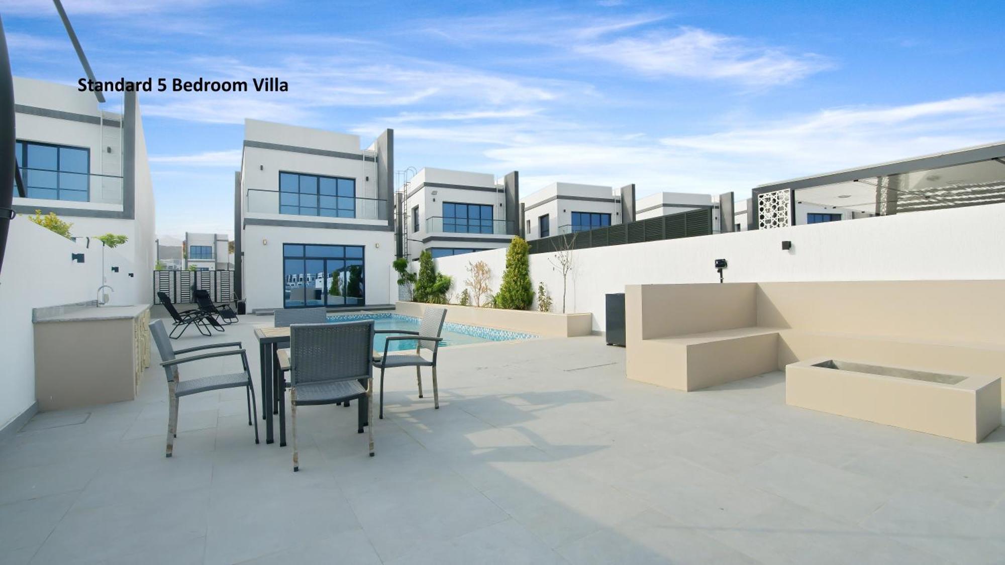 Al Dana Paradise Luxury Palm Sea View Villa