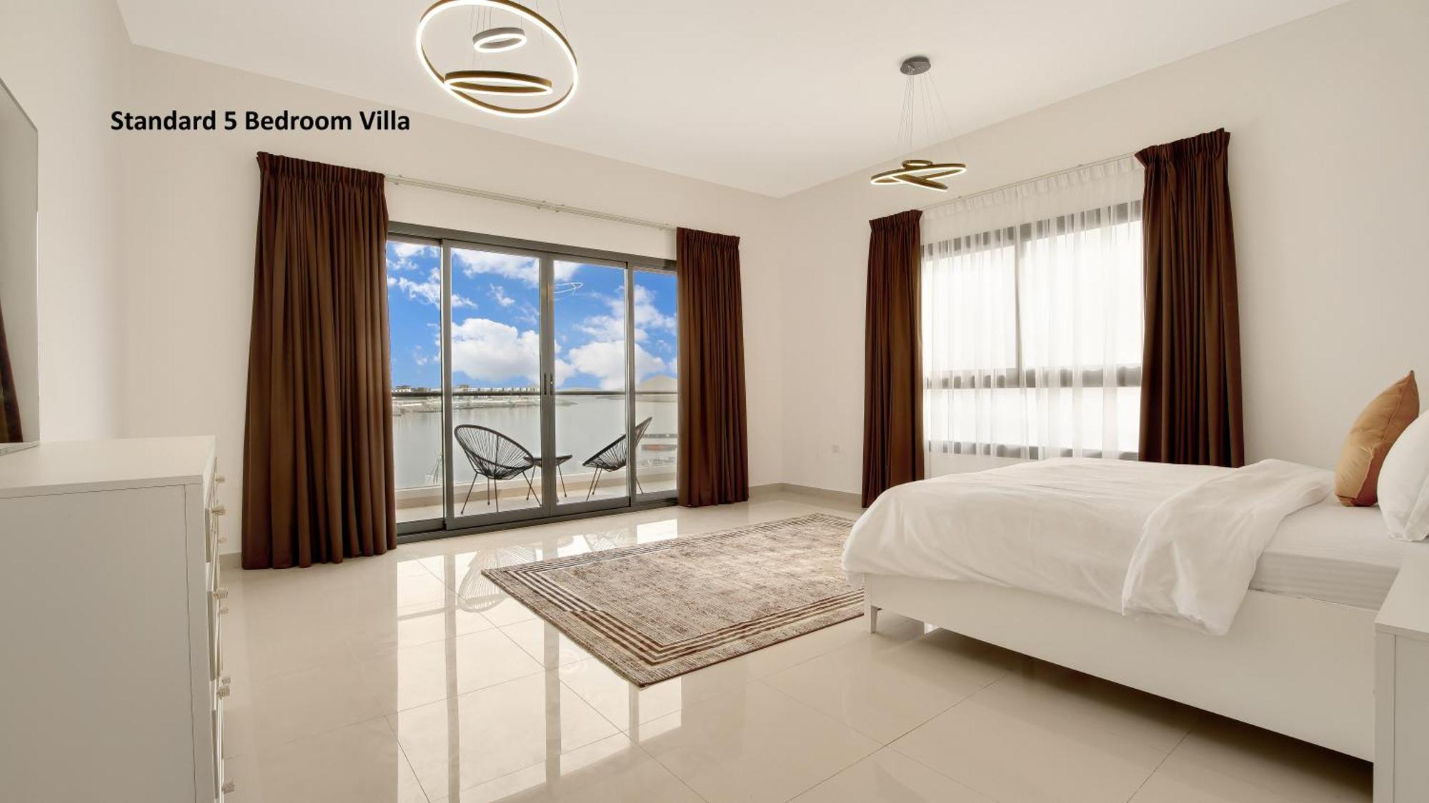 Al Dana Paradise Luxury Palm Sea View